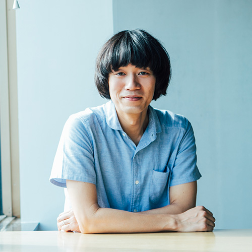 二本栁 友彦