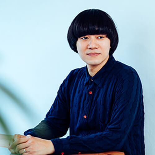 二本栁 友彦